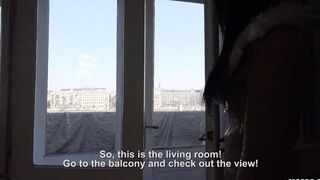 The tourist paid for housing with her big boobs