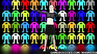 Blonde teen dances sexy striptease and bounces in front of a crowd of men
