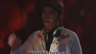Girl was fucked at the night club, it was amazing