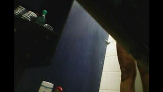 In the shower, a girl has no shame and undresses