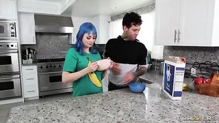 The morning should start with sex, not at breakfast