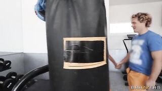 Girl gets cum in her face for doing squats in the gym with two guys