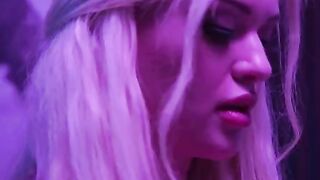The busty blonde London Laurent gets fucked by the pilot in HD