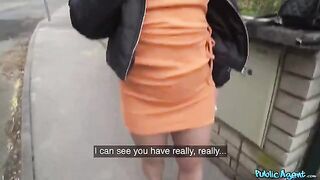 Italian brunette lost phone, found sex