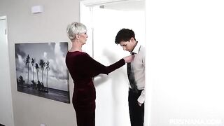 The bride has an incredible experience with her mom at the same time