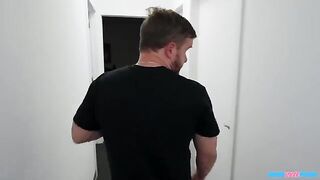 Do your oral duty and lick my pussy, blonde says