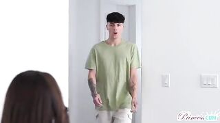 She is worthy of an orgasm, and she got it in the kitchen
