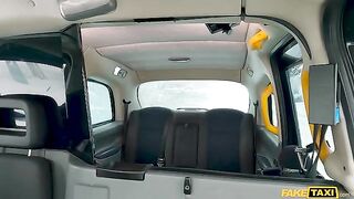 A blowjob in a car? Absolutely, yes! - Hot brunette minx