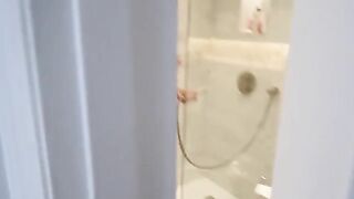 The girl is ready to do a blowjob and other pleasant things
