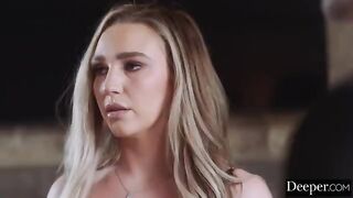 One girl sucks another’s pussy, while the other cumms on her