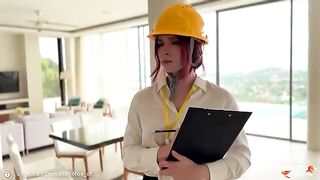 A sexy redhead would like to be fucked by her foreman in a steamy scene