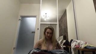 A hot blonde is begging to get fucked with her juicy pussy