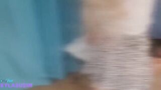 A sexy girl is fucking with her boyfriend on the chair