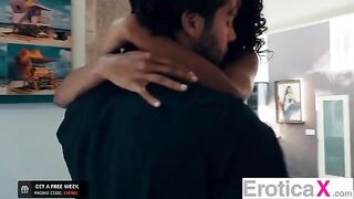 The cheating wife seduces a stranger to get intimate and achieve her desires