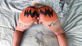 I love when you smash my pumpkin and fuck me hard!
