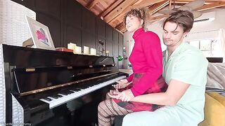 The hot teacher made the student feel the symphony with her pussy