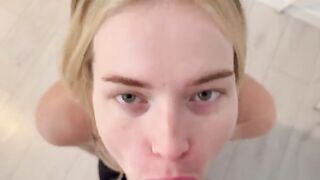 After a walk, the guy warmed up the girl with his cock