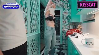 A maid with a sexy outfit and an appetizing figure came to work