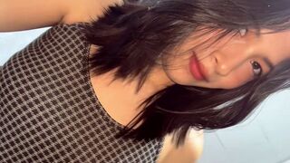 A petite and slim Filipino girl shows her beautiful body in a sensual video