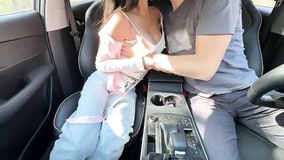The Japanese schoolgirl got fucked in the car and received a creampie