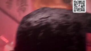 The employee was rewarded by the boss with a cumshot on her face