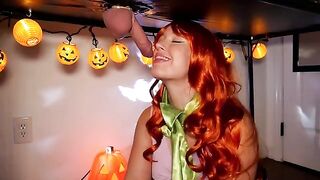 A ghostly fuck under the milking table with Daphne