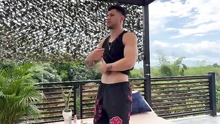 A girl received a massage and she got fucked by a muscular guy