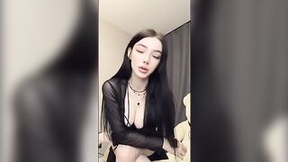The girl ordered a man and he obeyed her every word