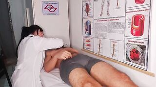 The doctor checked the patient’s condition and carried out an oral examination