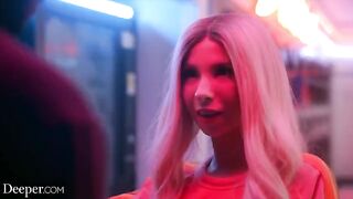 The pretty little girl Kenzie has an affair and gets fucked in public